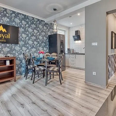 Apartament La Gondola By Royal Aparts *