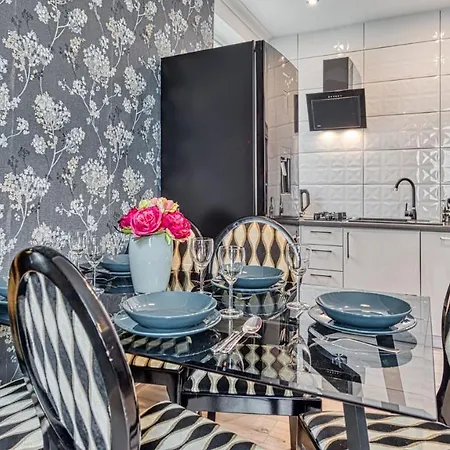 Apartament La Gondola By Royal Aparts Apartment