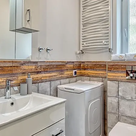 Apartament La Gondola By Royal Aparts *